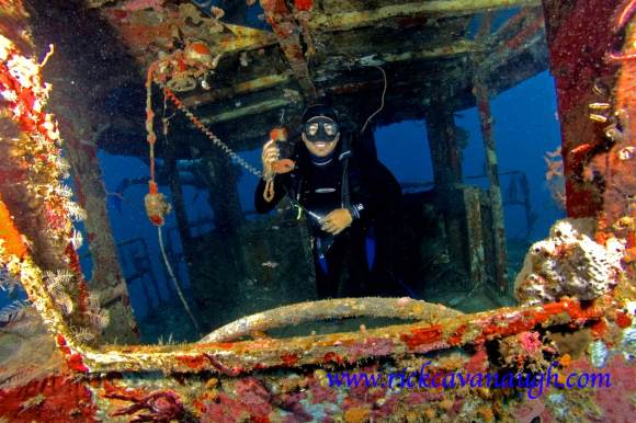 Scuba Divers in Utila